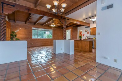 GREAT ROOMS