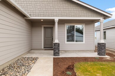 1079 NW Varnish Ln unit 65, Redmond, OR 97756 - photo 5