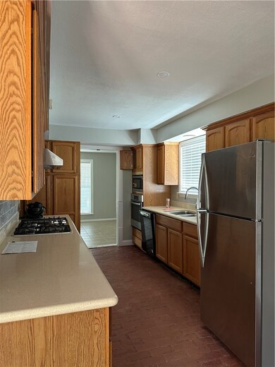 1402 Glade St, College Station, TX 77840 - photo 2