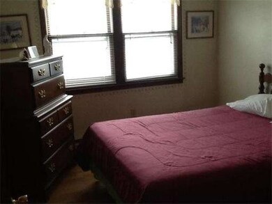 6 Tucker St, Worcester, MA 01606 - photo 6