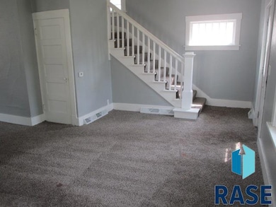 1907 W 6th St, Sioux City, IA 51103 - photo 5