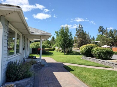 1122 NE 6th St, Bend, OR 97701 - photo 3