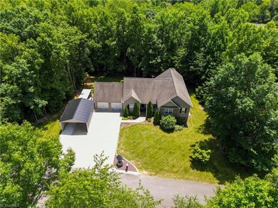 211 Franklin Ct, Purlear, NC 28665 - photo 7