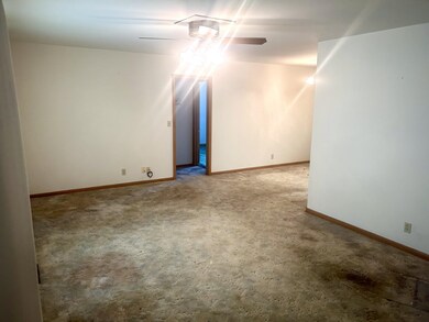 611 N 1st St, Cimarron, KS 67835 - photo 2