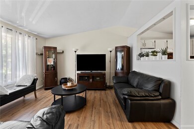 99 Marshall Ave, Warwick, RI 02886 - photo 3