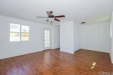 1265 E 126th St, Los Angeles, CA 90059 - photo 3