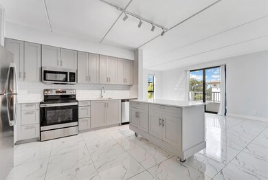 250 W Hidden Valley Blvd unit 3, Boca Raton, FL 33487 - photo 3