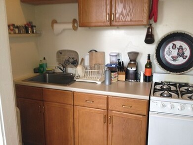 922 Massachusetts Ave unit 45, Cambridge, MA 02139 - photo 4