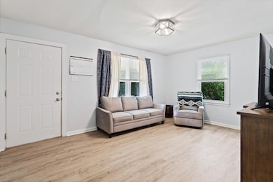 1305 sims st-06