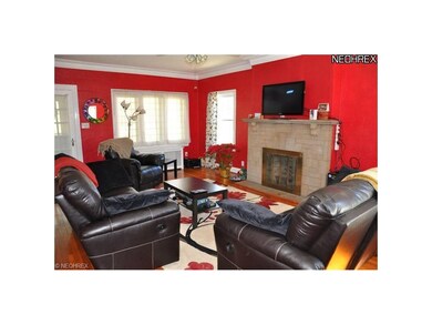 3412 Superior Park Dr, Cleveland Heights, OH 44118 - photo 3