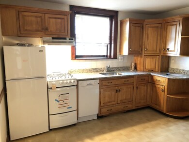 566 Auburn St unit 3, Auburndale, MA 02466 - photo 6