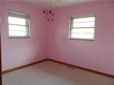 788 Demorest Rd, Columbus, OH 43204 - photo 6