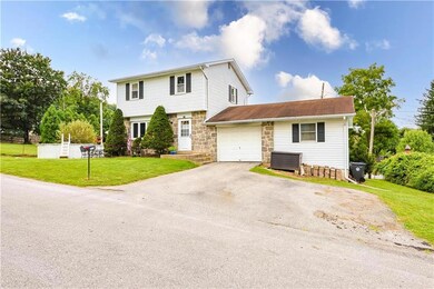 1618 Ehret Ln, Allentown, PA 18103 - photo 2