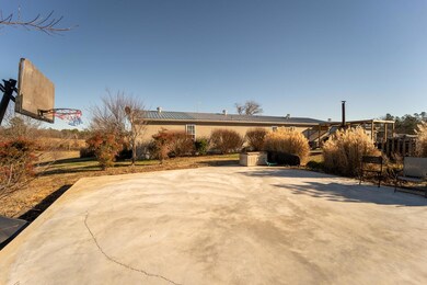 Country Home and Farm For Sale in the Oz