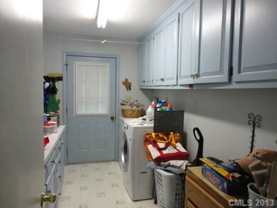 842 Bell Farm Rd, Statesville, NC 28625 - photo 7