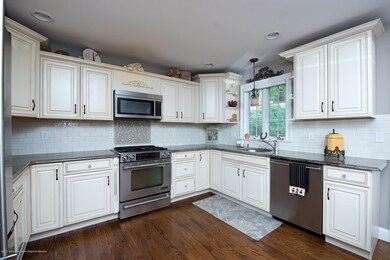 403 Navesink Ave, Atlantic Highlands, NJ 07716 - photo 5