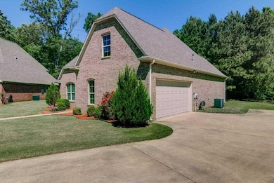 531 Mitchell Ryan, Wake Village, TX 75501 - photo 2