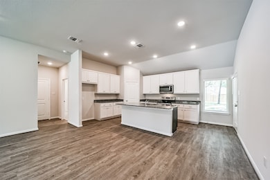 25806 Maplewood Dr, Spring, TX 77386 - photo 6