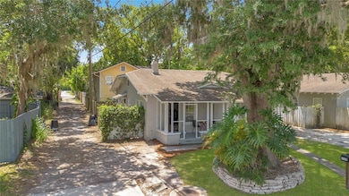 12th Street duplex is on the alley