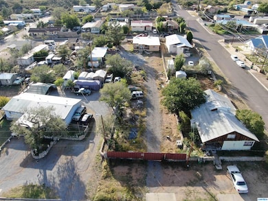 705 Bard Ave, Santa Clara, NM 88026 - photo 3