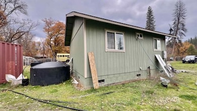 390 S Meadow Ln, Hayfork, CA 96041 - photo 6