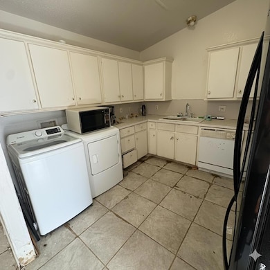 6124 Avenue P, Lubbock, TX 79412 - photo 2