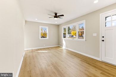 216 E Howard St, Clayton, NJ 08312 - photo 7