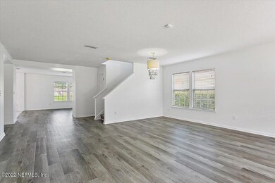 11582 Spring Board Dr, Jacksonville, FL 32218 - photo 2