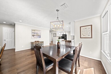 1104 E 16th St, Houston, TX 77009 - photo 6