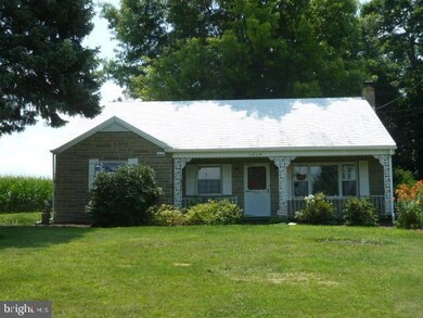 4828 Rippling Run Rd, Red Lion, PA 17356 - photo 2