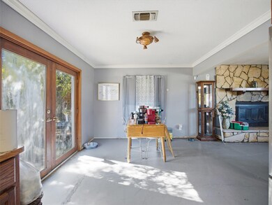 507 Galia St, Bowie, TX 76230 - photo 6