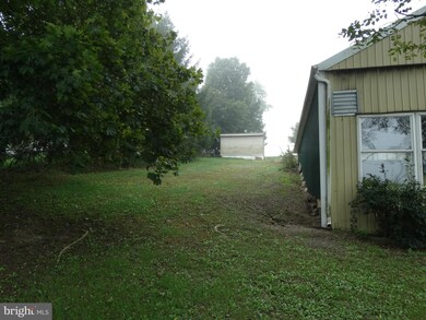 1039 Edenville Rd, Chambersburg, PA 17202 - photo 7