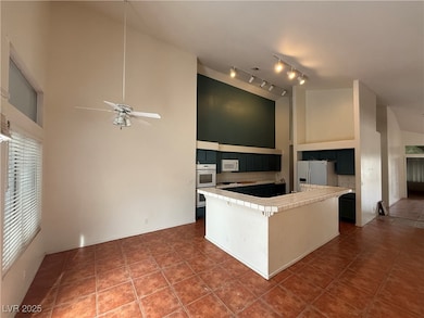 315 Modesto St, Henderson, NV 89014 - photo 5