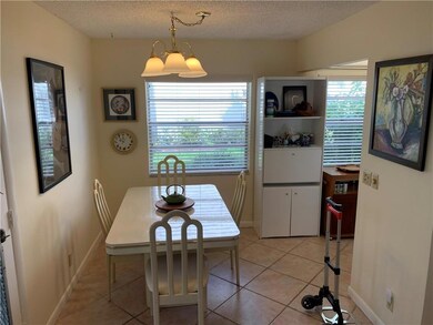 820 Flanders R, Delray Beach, FL 33484 - photo 3