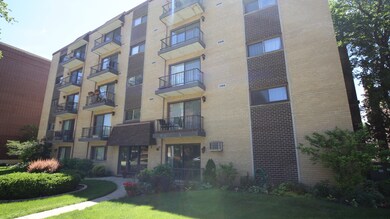 1623 Ashland Ave unit 3C, Des Plaines, IL 60016 - photo 2