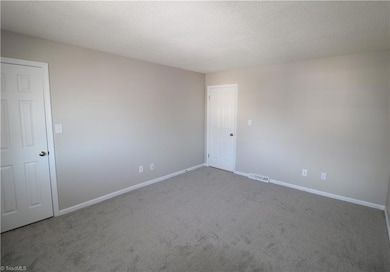 4007 S Bend Dr unit 104, Winston Salem, NC 27107 - photo 7