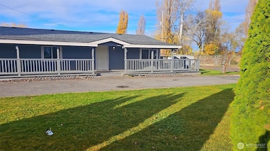 614 S Andes Rd, Othello, WA 99344 - photo 2