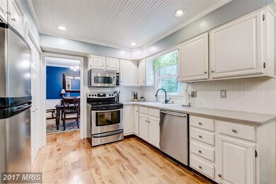 285 Locust Ridge Ln, Arnold, MD 21012 - photo 3