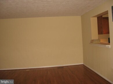 2557 Log Mill Ct unit 4, Crofton, MD 21114 - photo 5