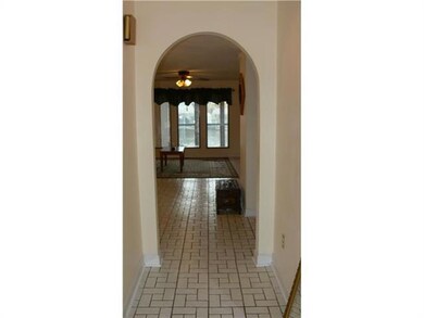 215 Valiant Ln, Slidell, LA 70458 - photo 2