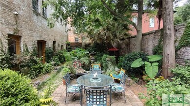 109 1/2 W Charlton St, Savannah, GA 31401 - photo 2