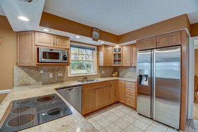 3255 Westview Dr, Northbrook, IL 60062 - photo 6