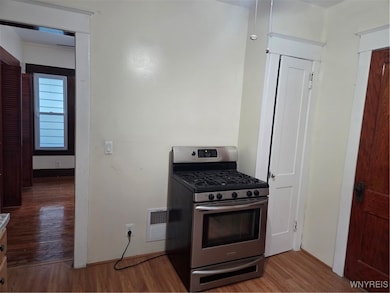 172 Rodney Ave unit Upper, Buffalo, NY 14214 - photo 4