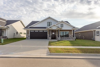 4459 Ewing Dr, Dubuque, IA 52002 - photo 3