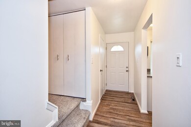 107 Bourbon Ct, Parkville, MD 21234 - photo 2