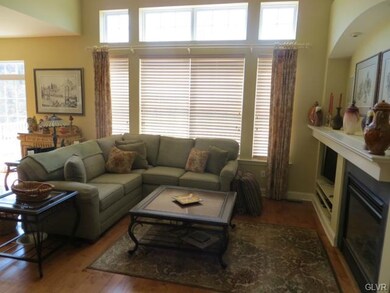 2354 Hollow View Dr, Easton, PA 18040 - photo 6