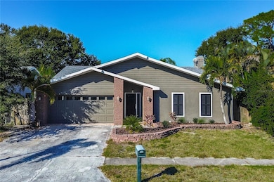 289 Whisper Lake Rd, Palm Harbor, FL 34683 - photo 2