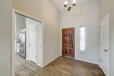 1038 E Hearne Way-5
