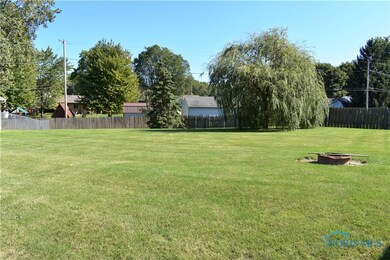 HUGE fenced backyard!!!!!