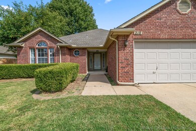 210 W Durham Place, Broken Arrow, OK 74011 - photo 3